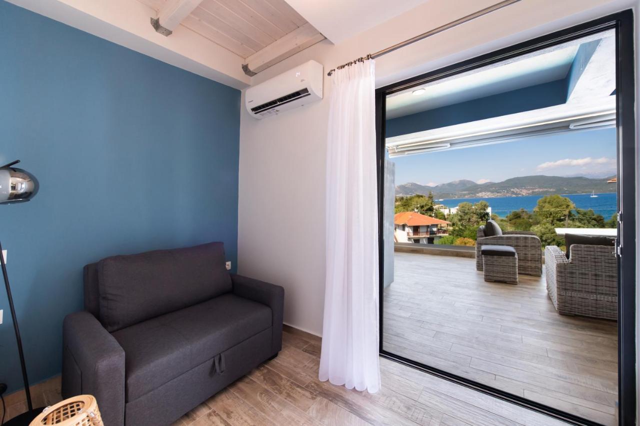 Blue House Luxury Apartment Nikiana Exterior photo